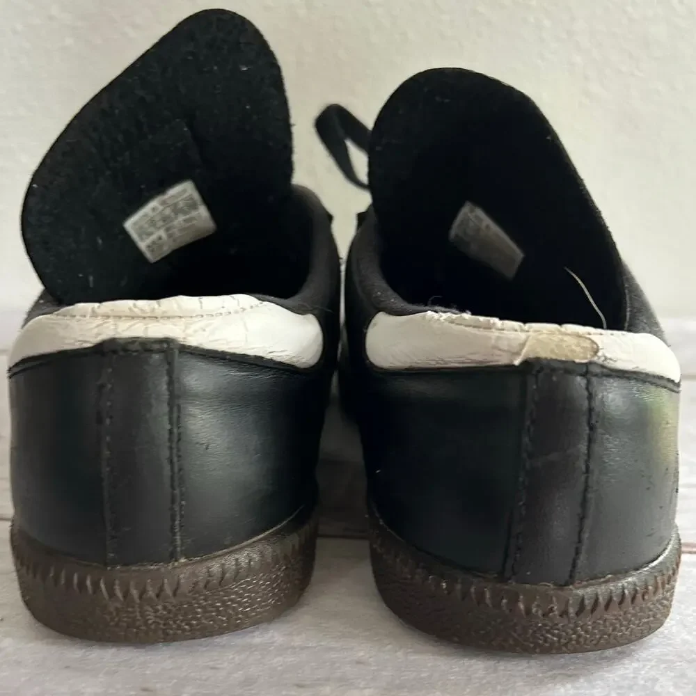 Adidas Samba Classic Black White Gum Leather Sneakers Men’s 7.5 Women’s 9